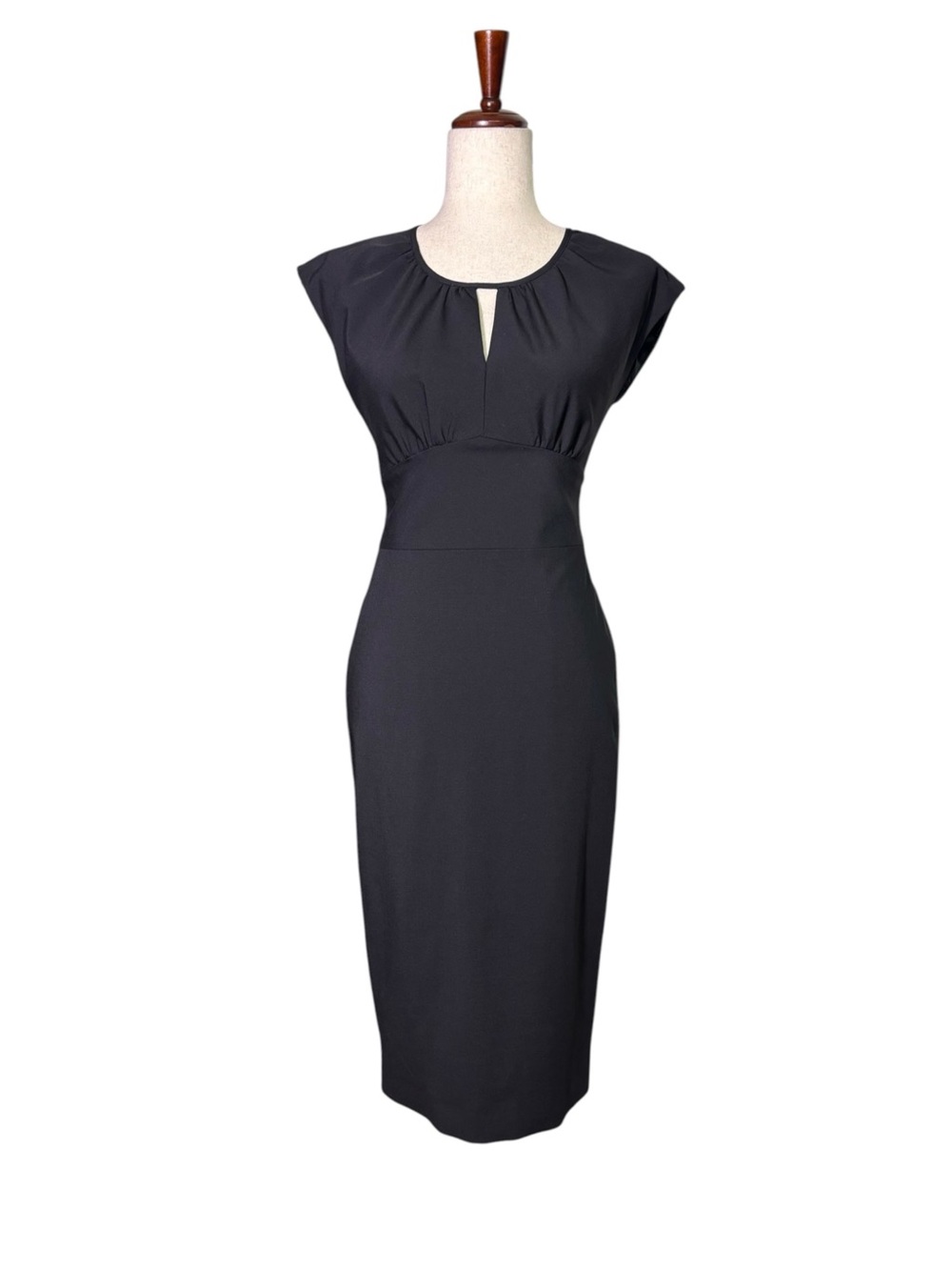 Brooks Brothers Estethia Black Wool Sheath Dress Italian Fabric Size 0